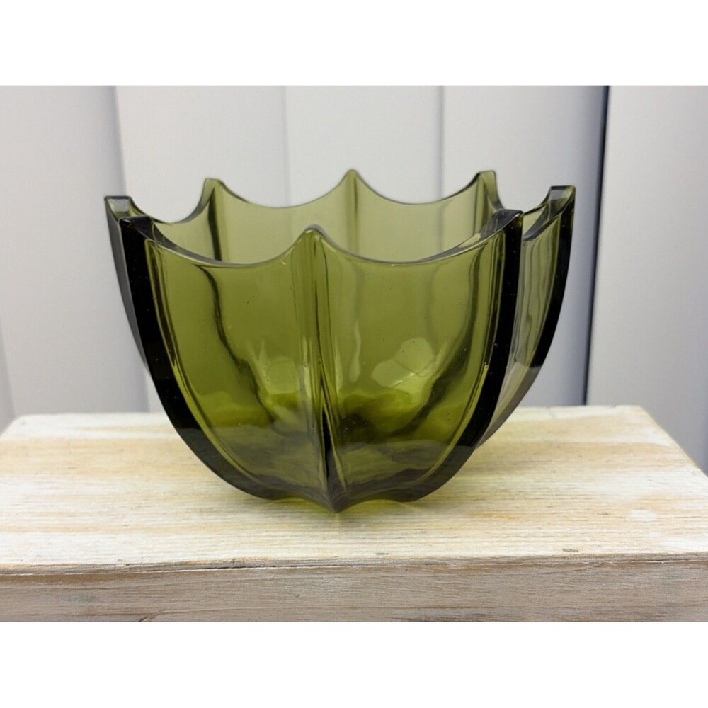 Vintage Avocado Green Indiana Glass Umbrella Candy Dish  5.5” Diameter MCM Retro